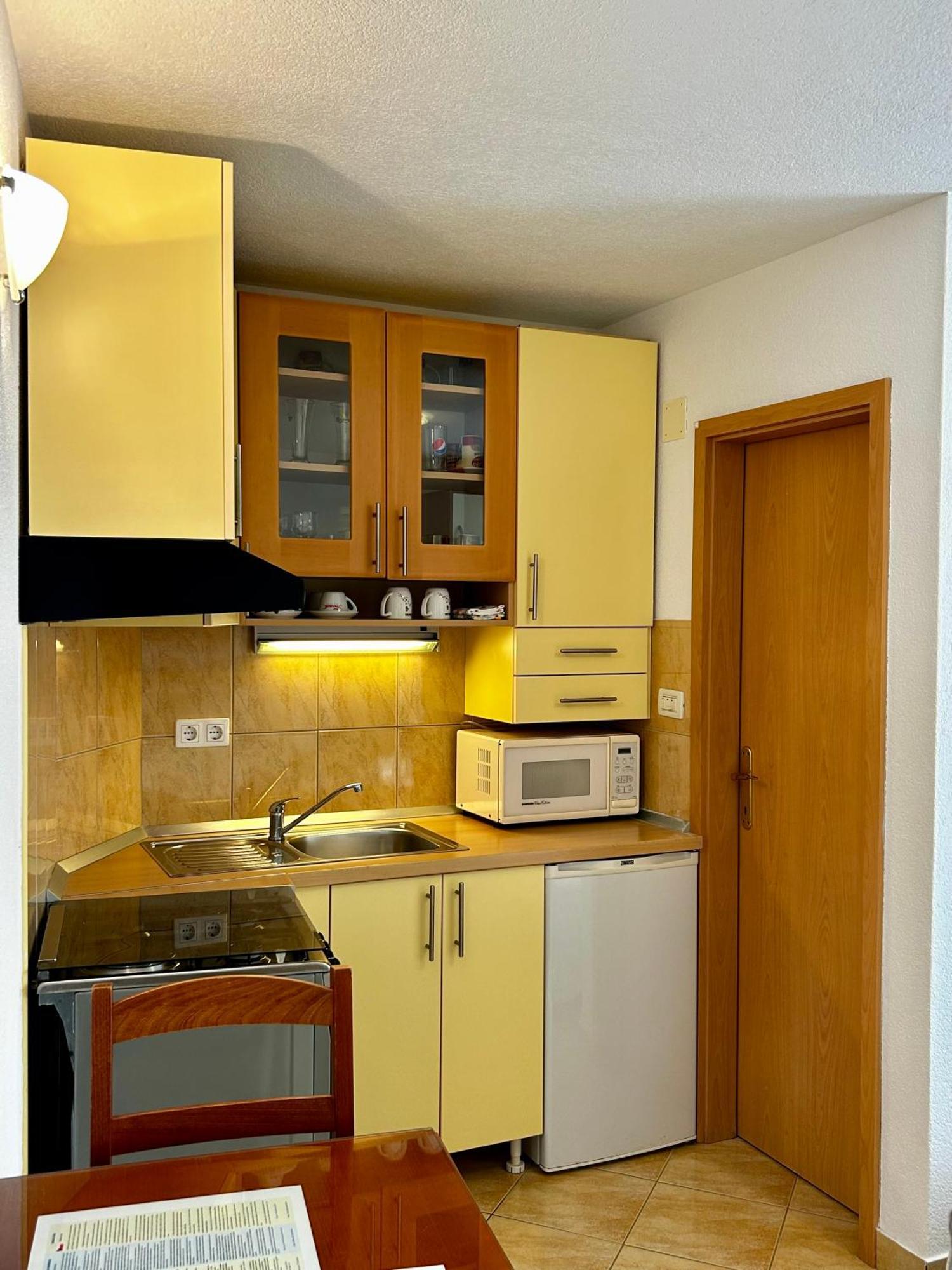 Dinka Apartment Trogir Exteriör bild